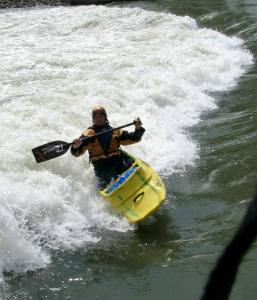 Mehr über den Artikel erfahren Plattling – boogieboarding and kayaking until you are out of energy