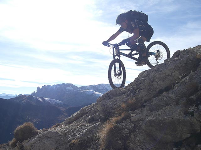 Mehr über den Artikel erfahren 1 and 2 wheels in southern tyrol
