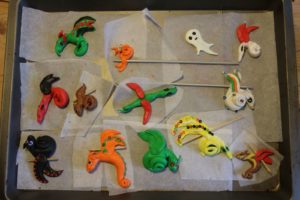 Mehr über den Artikel erfahren Hier kommen die (Fimo)Drachen